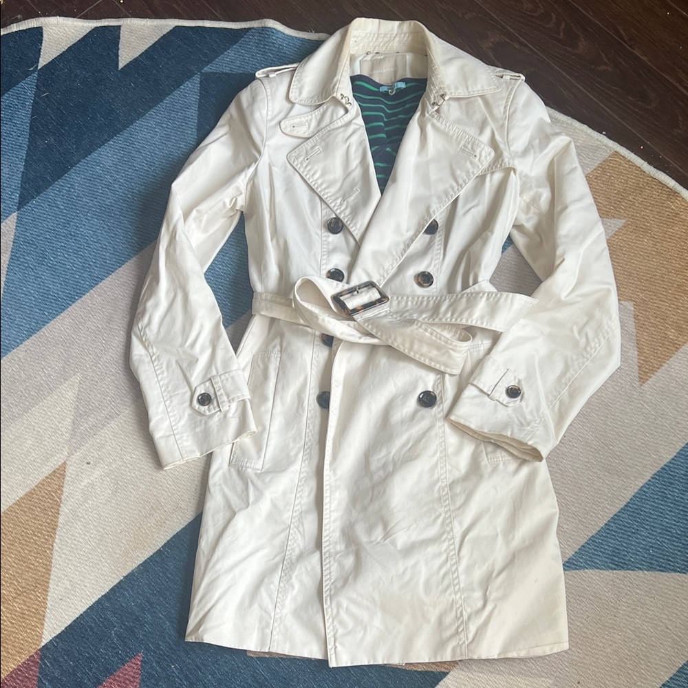 Banana Republic Women's Classic Ivory Trench Coat
